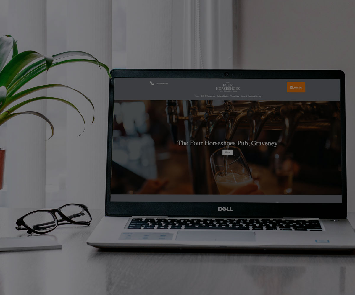 Four Horseshoes Pub website by Codex